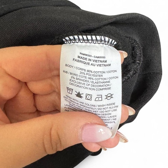 Nike New York Knicks black crewneck sweatshirt Size XL - Picture 7 of 7